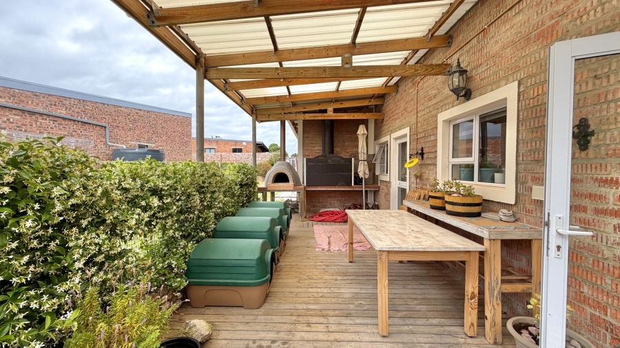 4 Bedroom Property for Sale in Bettys Bay Western Cape